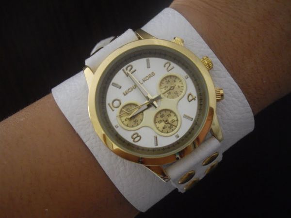 BRACELETE